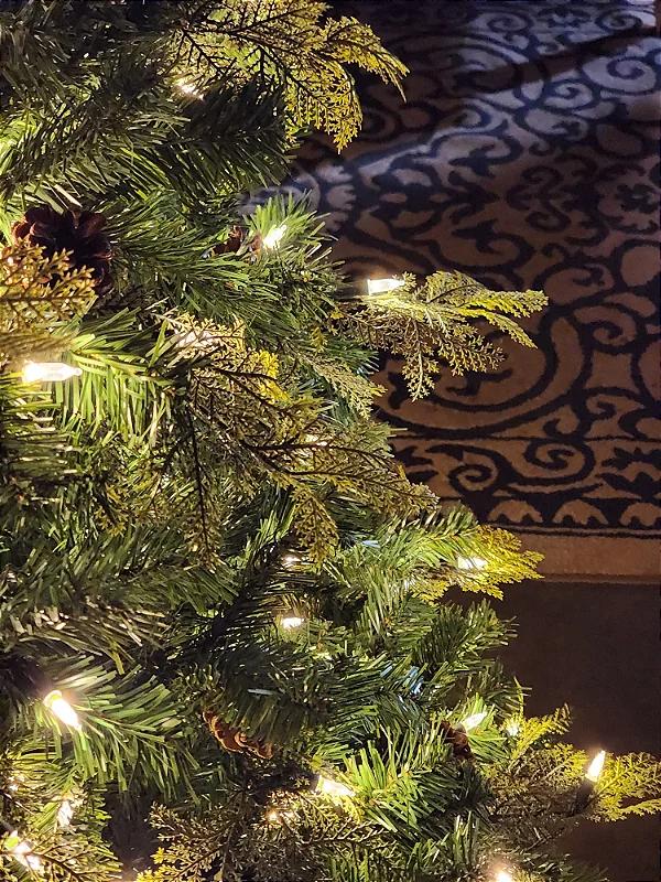 ÁRVORE DE NATAL CLICK 2025 - COM PISCAS EMBUTIDOS