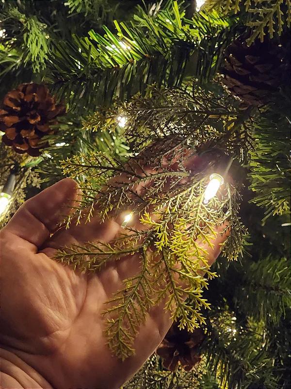 ÁRVORE DE NATAL CLICK 2025 - COM PISCAS EMBUTIDOS