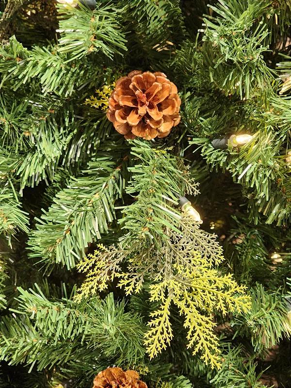 ÁRVORE DE NATAL CLICK 2025 - COM PISCAS EMBUTIDOS