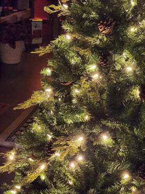 ÁRVORE DE NATAL CLICK 2025 - COM PISCAS EMBUTIDOS