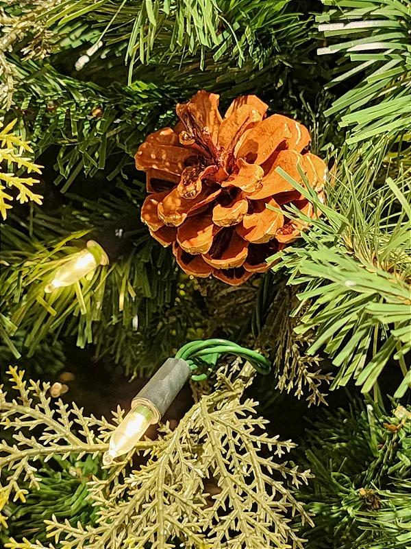 ÁRVORE DE NATAL CLICK 2025 - COM PISCAS EMBUTIDOS